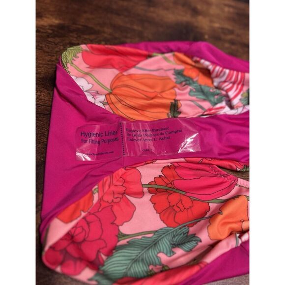 Trina Turk Sunny Bloom Underwire One Piece In Size 8. NWT! - Picture 14 of 14